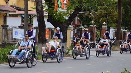 TP Huế mạnh tay xử lý nạn “cò” du lịch, xích lô “chặt chém”