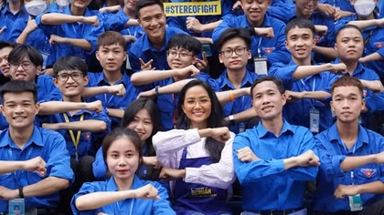 Hoa hậu H’hen Niê kêu gọi thay đổi các định kiến giới