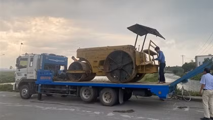 Trộm xe lu từ Nghệ An mang ra Hà Nội bán