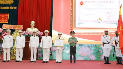 Chủ động nắm chắc tình hình, bảo vệ tuyệt đối an toàn các sự kiện của đất nước, địa phương