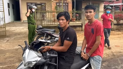 Công an xã vùng cao ngăn chặn "cái chết trắng"
