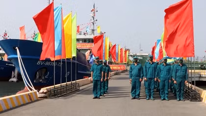 Lễ thượng cờ tàu Hải đội dân quân thường trực tỉnh Bà Rịa-Vũng Tàu