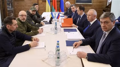 Ukraine bác tin phái đoàn đàm phán với Nga bị đầu độc