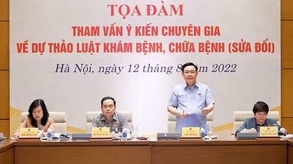 Giải pháp nâng cao chất lượng khám, chữa bệnh phục vụ nhân dân