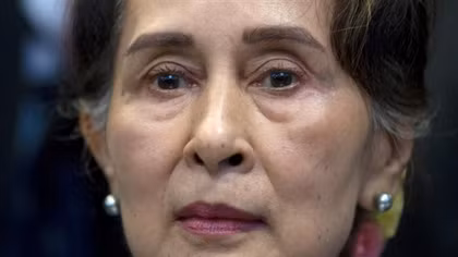 Bà Suu Kyi lãnh thêm 4 năm tù