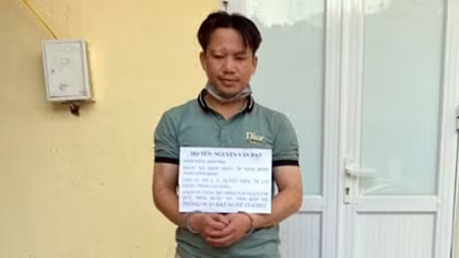 Giấu hơn nửa tạ rắn hổ mang và trăn tại nhà