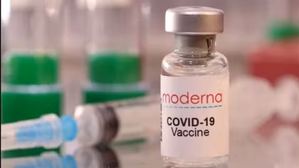 Phát hiện dị vật, Moderna thu hồi hàng trăm nghìn liều vaccine COVID-19