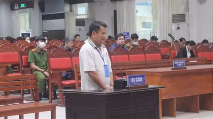 Thu lời bất chính hàng chục tỷ đồng từ việc mua, bán xăng lậu