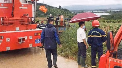 Đi câu cá, 2 người mất tích trong lòng hồ thủy điện