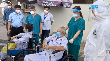 Ngày thứ hai liên tiếp Việt Nam có số người khỏi bệnh nhiều hơn ca mắc mới