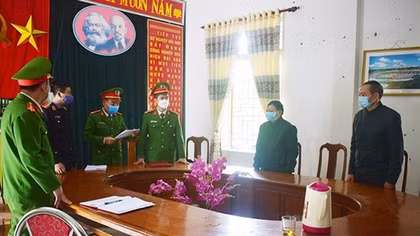 Lập hồ sơ khống để rút tiền ngân sách, nguyên giám đốc và kế toán trưởng bị khởi tố