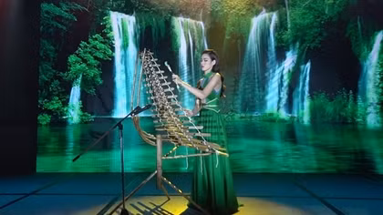 Tiếng đàn không có lỗi