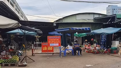 Chuỗi lây nhiễm chợ đầu mối lớn nhất Đà Nẵng ghi nhận thêm 48 tiểu thương mắc COVID-19