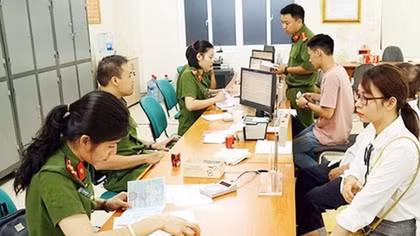Công bố địa chỉ giải đáp vướng mắc về cấp Căn cước công dân gắn chip