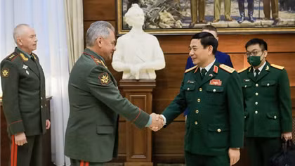 Việt Nam- Nga nhất trí thúc đẩy hợp tác quốc phòng nhân chuyến thăm của Chủ tịch nước