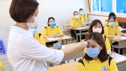 Trường “vùng xanh”, “vùng vàng” chuẩn bị các điều kiện đón học sinh THPT đi học trực tiếp trở lại