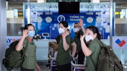 Thêm đoàn thầy thuốc Công an lên đường chi viện miền Nam chống dịch