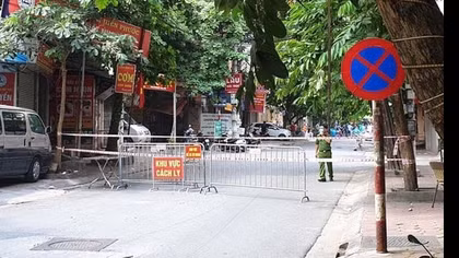 Lái xe F0 khai báo thiếu trung thực, phường Giáp Bát mở rộng phong toả