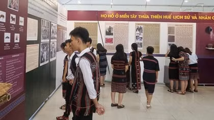 Nghiên cứu di sản phi vật thể về Chủ tịch Hồ Chí Minh tại Thừa Thiên-Huế