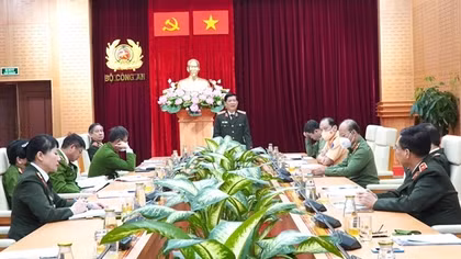 Chủ động các phương án thích ứng an toàn, linh hoạt, kiểm soát hiệu quả dịch Covid-19