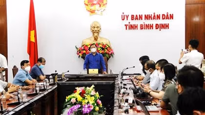 Đình chỉ công tác Giám đốc Sở du lịch vì chơi golf giữa mùa dịch