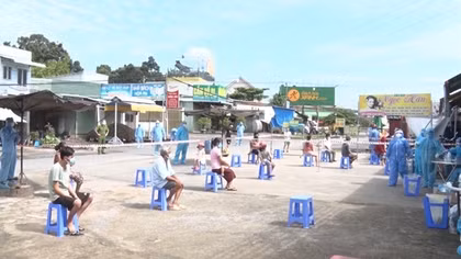 Kỷ luật người đứng đầu nếu để địa phương chuyển từ “vùng xanh” sang “vùng đỏ”