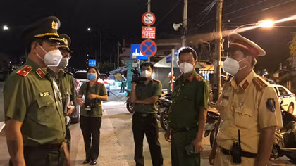Công an TP Hồ Chí Minh nỗ lực thực hiện “nhiệm vụ kép”