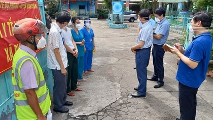 Trong vòng 24 giờ sau khi nhận được thông tin F0 phải có các bước xử trí phù hợp