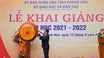 Khánh Hòa khai giảng năm học mới tại huyện đảo Trường Sa và huyện miền núi Khánh Vĩnh