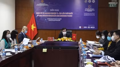 Khai mạc Diễn đàn Doanh nghiệp và Kinh tế Á – Âu lần thứ nhất (AEEBF1)