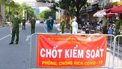 Chuyện phòng, chống dịch COVID-19 ở địa bàn quận có 42 chốt kiểm soát