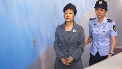 Không có động cơ chính trị trong việc đặc xá bà Park Geun Hye