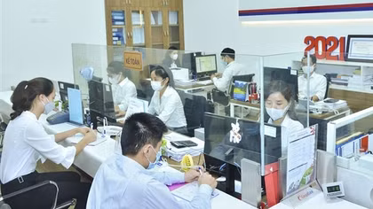 Khách hàng sợ trắng tay, nhà băng lo nợ xấu