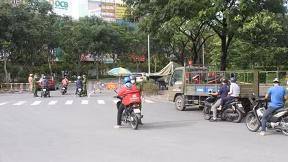 Tiếp tục giãn cách sau 15/9, lãnh đạo TP Hồ Chí Minh mong người dân chia sẻ