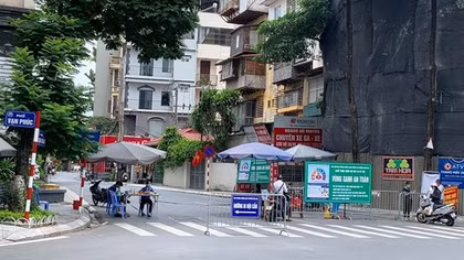 Thêm 2 ca dương tính trong cộng đồng, Hà Nội có 17 ca mắc mới