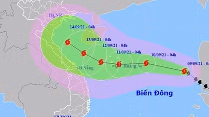 Bão số 5 giật cấp 11, tiếp tục tăng cấp hướng về Bắc Bộ