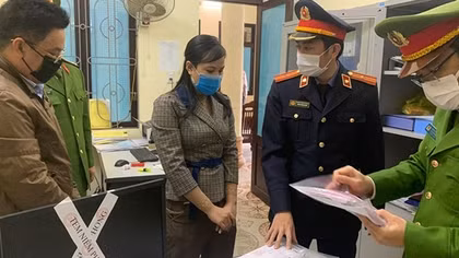 Bắt thủ quỹ Trung tâm Giáo dục thường xuyên Quảng Bình tham ô gần 6,5 tỷ đồng