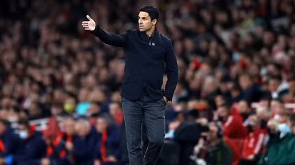 HLV Arsenal "tố" trọng tài sai sót làm lợi cho đối thủ