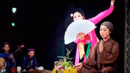Cái quạt và những làn gió văn hóa!