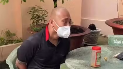 “Thông chốt” bất thành, xuống xe dọa giết Cảnh sát cơ động