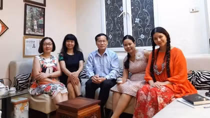 Những nhà văn "nhìn ra thế giới"