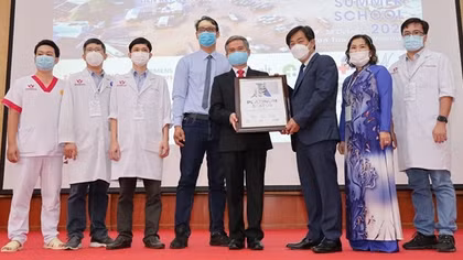 Bệnh viện đầu tiên ở Đồng bằng sông Cửu Long đạt chuẩn Bạch kim về điều trị đột quỵ