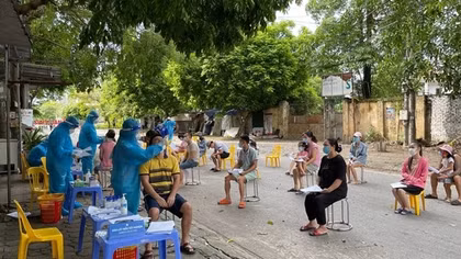 Sáng 19/8 Hà Nội ghi nhận 5 ca mắc mới, có 3 người trong cùng một gia đình