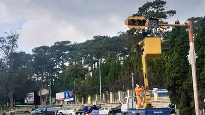 Thành phố cuối cùng của Việt Nam có đèn giao thông xanh, đỏ
