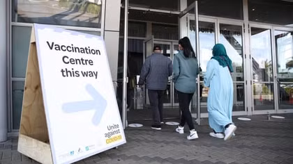 New Zealand điều tra người tiêm 10 mũi vaccine ngừa COVID-19 trong một ngày