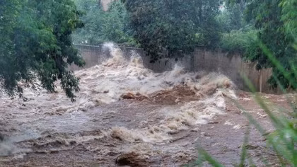 Miền Trung mưa to có nơi trên 400 mm
