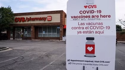 Chuyên gia quốc tế cảnh báo chưa nên tiêm liều bổ sung của vaccine COVID-19
