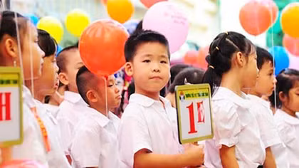 Học sinh tựu trường sớm nhất vào ngày 23/8