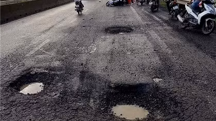 Phó Chủ nhiệm Ủy ban Kiểm tra Thị ủy Đông Hòa tử vong do tai nạn sụp “ổ gà”