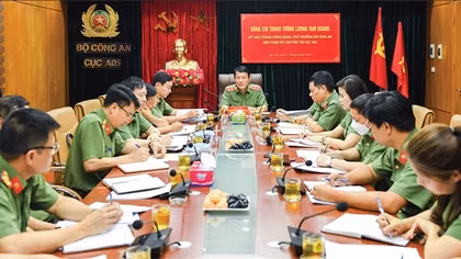 Chuyện những người “gác cổng” trên không gian mạng